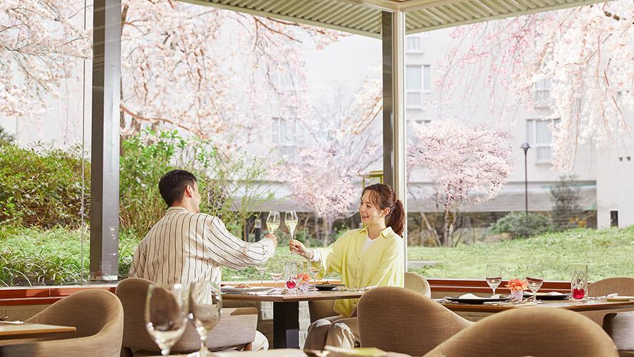 「押し花× アート × スイーツ」で“あまいろ”なひとときをお楽しみください。